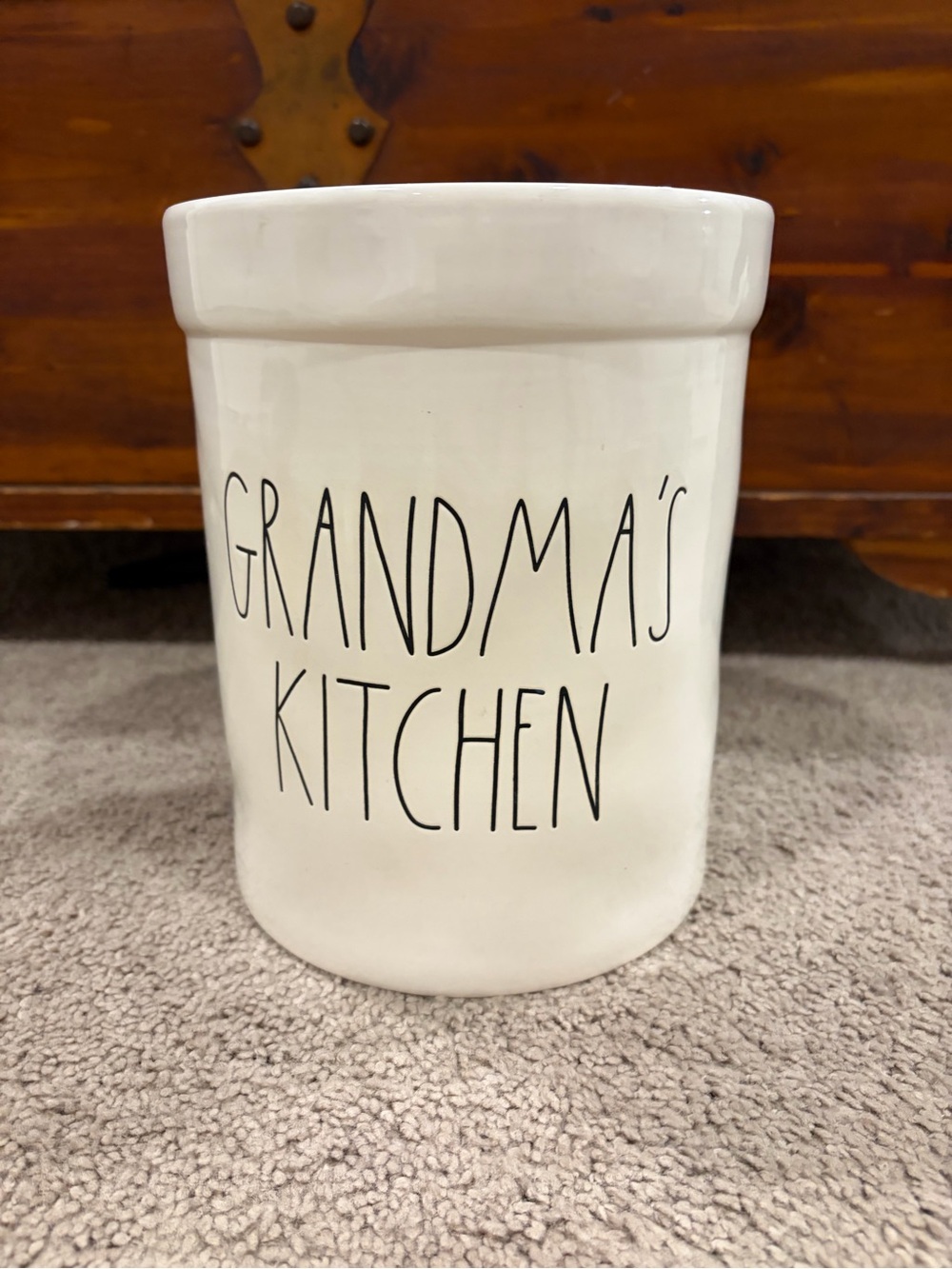 Grandma's Kitchen White Ceramic Utensil Holder